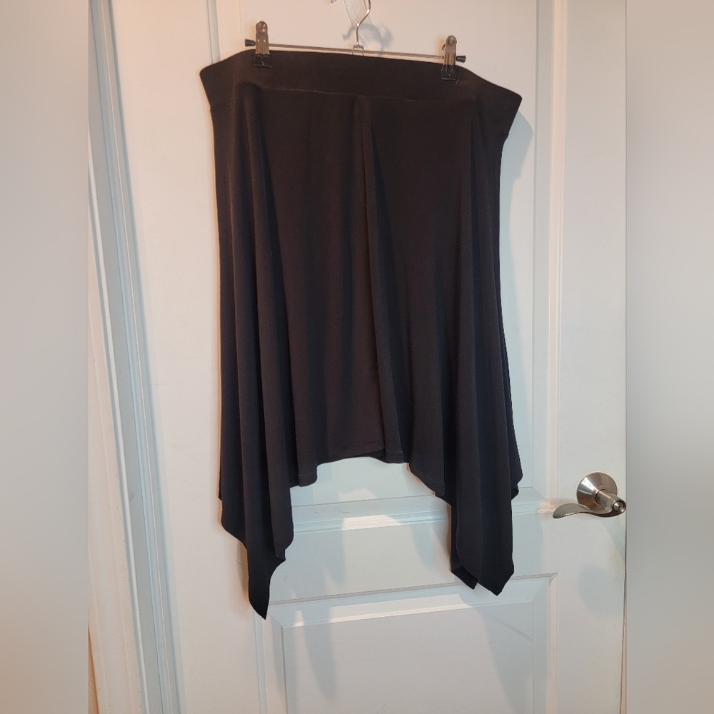 Black Hankerchief Hem Skirt Size XL